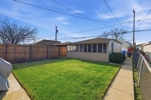 Tiny photo for 5004 S Knox Avenue, Chicago, IL 60632 (MLS # 12547709)