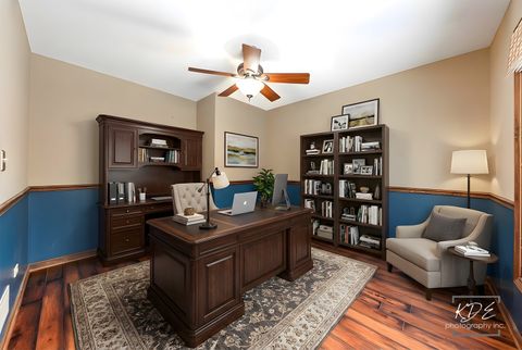 Tiny photo for 515 Cimarron Drive W, Aurora, IL 60504 (MLS # 12518643)