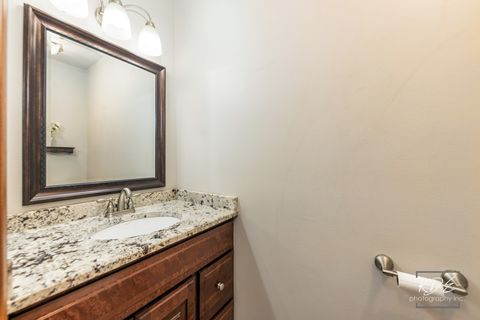 Tiny photo for 515 Cimarron Drive W, Aurora, IL 60504 (MLS # 12518643)