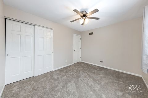 Tiny photo for 515 Cimarron Drive W, Aurora, IL 60504 (MLS # 12518643)