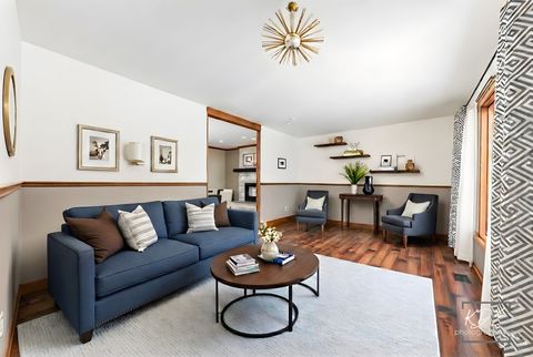 Tiny photo for 515 Cimarron Drive W, Aurora, IL 60504 (MLS # 12518643)