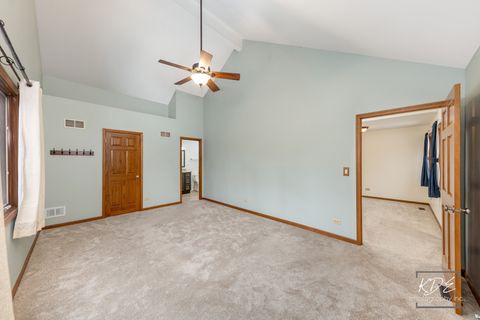 Tiny photo for 515 Cimarron Drive W, Aurora, IL 60504 (MLS # 12518643)