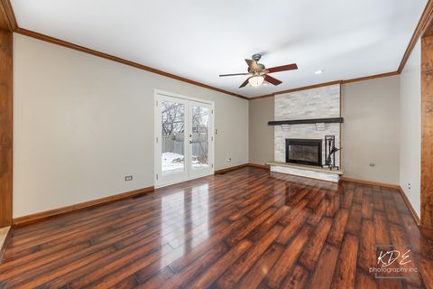 Tiny photo for 515 Cimarron Drive W, Aurora, IL 60504 (MLS # 12518643)