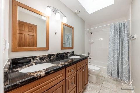 Tiny photo for 515 Cimarron Drive W, Aurora, IL 60504 (MLS # 12518643)