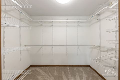 Tiny photo for 515 Cimarron Drive W, Aurora, IL 60504 (MLS # 12518643)