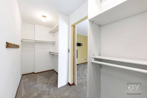 Tiny photo for 515 Cimarron Drive W, Aurora, IL 60504 (MLS # 12518643)