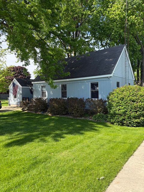 Photo of 305 S Maple Street, Waterman, IL 60556 (MLS # 12642155)