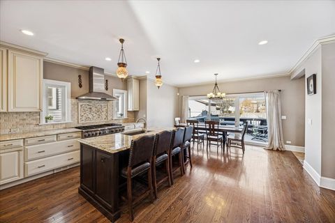 Tiny photo for 315 Bartram Road, Riverside, IL 60546 (MLS # 12557028)