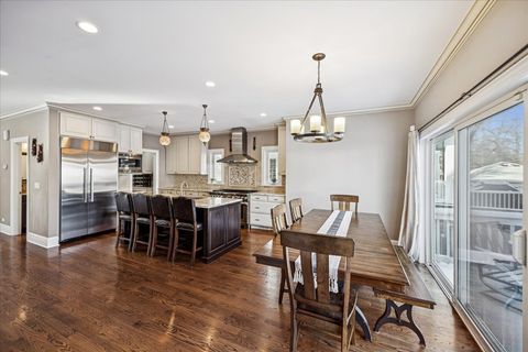 Tiny photo for 315 Bartram Road, Riverside, IL 60546 (MLS # 12557028)