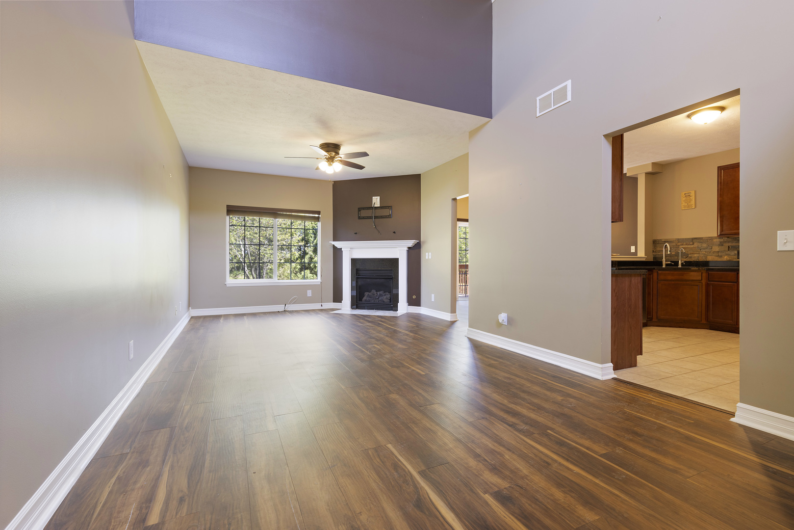 2246 Derby Lane