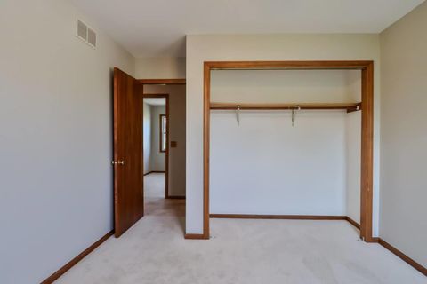 Tiny photo for 1125 darin Drive, Lockport, IL 60441 (MLS # 12629217)