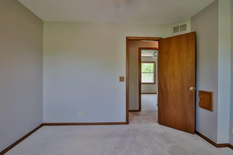 Tiny photo for 1125 darin Drive, Lockport, IL 60441 (MLS # 12629217)