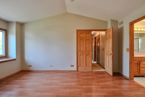 Tiny photo for 1125 darin Drive, Lockport, IL 60441 (MLS # 12629217)