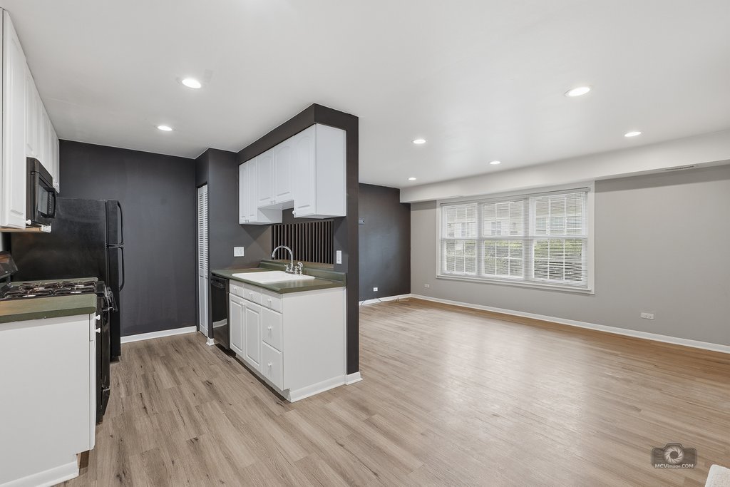 1312 woodcutter Lane C