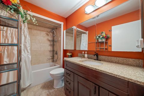 Tiny photo for 251 Hawthorne Drive, Bloomingdale, IL 60108 (MLS # 12630493)