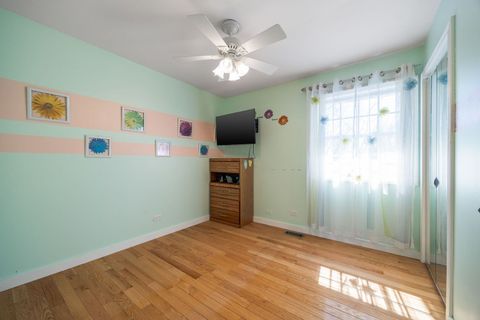 Tiny photo for 251 Hawthorne Drive, Bloomingdale, IL 60108 (MLS # 12630493)