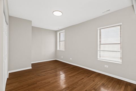 Tiny photo for 4525 S Drexel Boulevard #3W, Chicago, IL 60653 (MLS # 12605111)