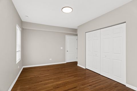 Tiny photo for 4525 S Drexel Boulevard #3W, Chicago, IL 60653 (MLS # 12605111)