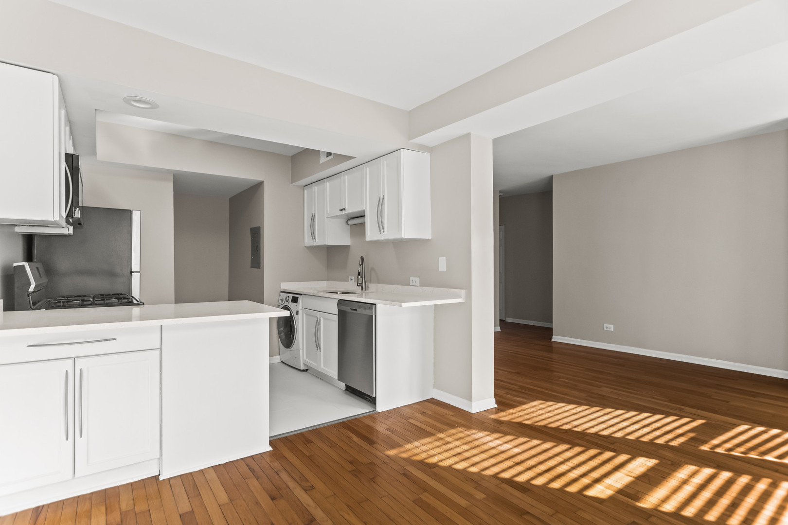 4525 S Drexel Boulevard 3W