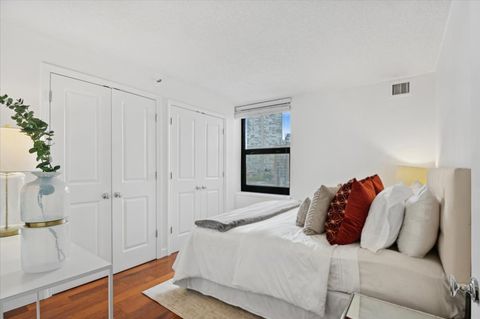 Tiny photo for 3660 N Lake Shore Drive #904, Chicago, IL 60613 (MLS # 12503193)