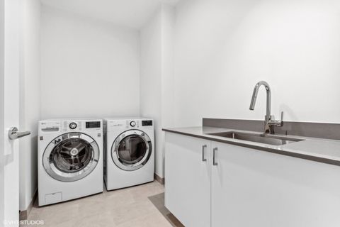 Tiny photo for 435 N Michigan Avenue #810, Chicago, IL 60611 (MLS # 12541624)