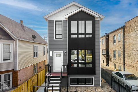 Photo of 4241 W Walton Street, Chicago, IL 60651 (MLS # 12486678)