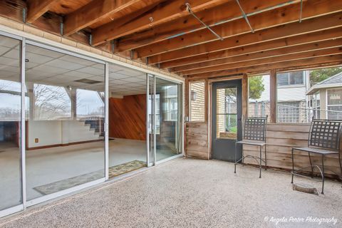Tiny photo for 182 Riverside Island Drive, Fox Lake, IL 60020 (MLS # 12614595)