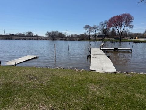 Tiny photo for 182 Riverside Island Drive, Fox Lake, IL 60020 (MLS # 12614595)