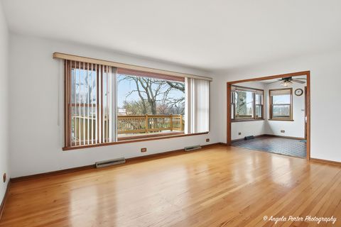 Tiny photo for 182 Riverside Island Drive, Fox Lake, IL 60020 (MLS # 12614595)