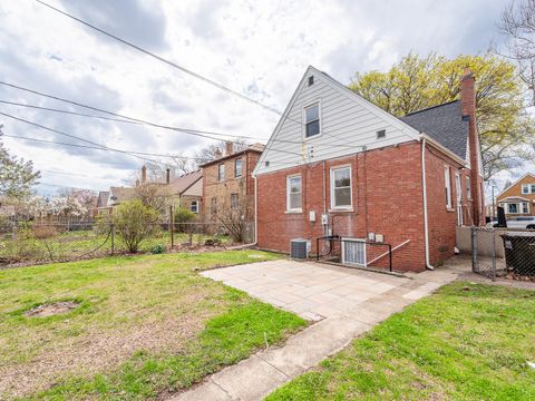 Tiny photo for 9631 S Francisco Avenue, Evergreen Park, IL 60805 (MLS # 12576535)