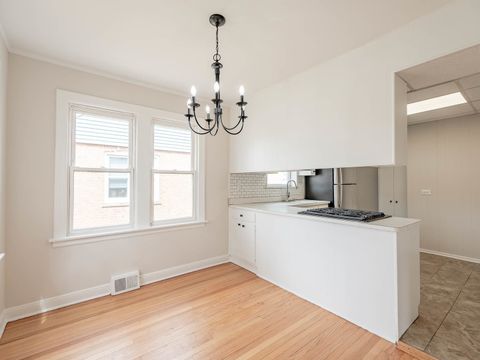 Tiny photo for 9631 S Francisco Avenue, Evergreen Park, IL 60805 (MLS # 12576535)