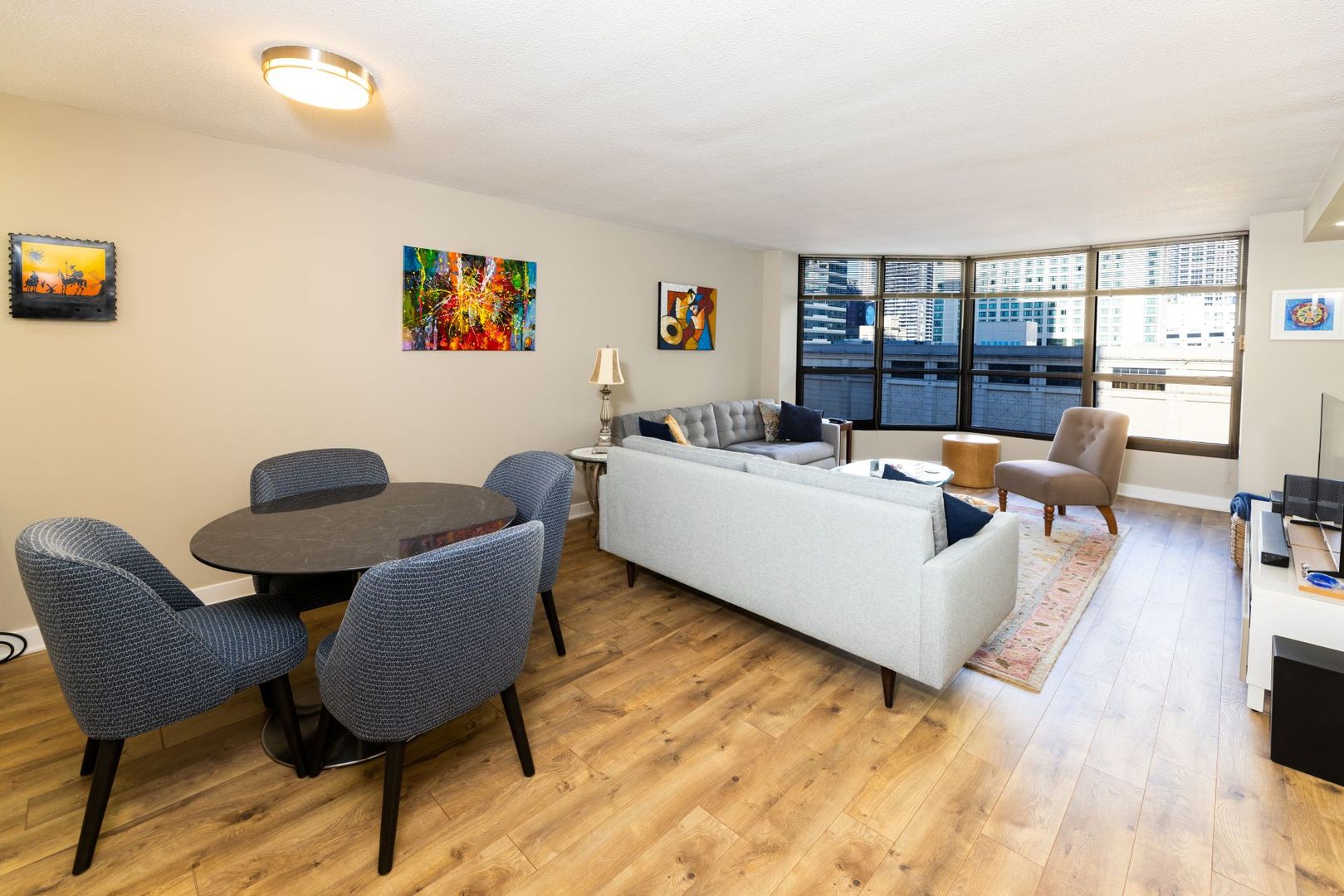 405 N Wabash Avenue 414