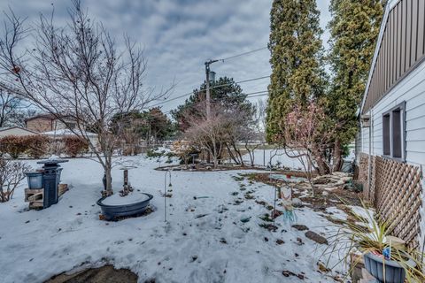Tiny photo for 7540 W Rosedale Avenue, Chicago, IL 60631 (MLS # 12534192)