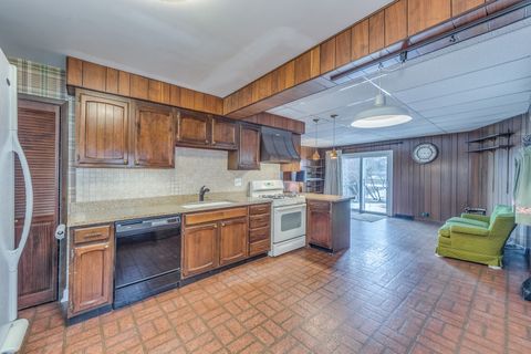 Tiny photo for 7540 W Rosedale Avenue, Chicago, IL 60631 (MLS # 12534192)