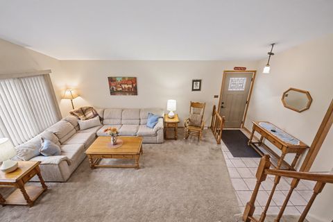 Tiny photo for 118 S Evergreen Avenue, Addison, IL 60101 (MLS # 12550946)