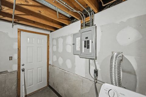 Tiny photo for 118 S Evergreen Avenue, Addison, IL 60101 (MLS # 12550946)