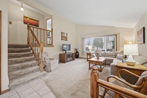 Tiny photo for 118 S Evergreen Avenue, Addison, IL 60101 (MLS # 12550946)