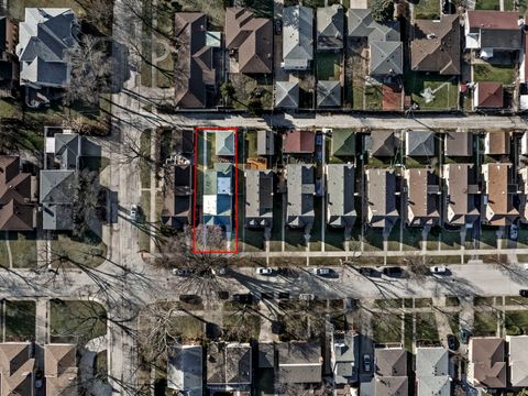 Tiny photo for 4907 Sherwin Avenue, Skokie, IL 60077 (MLS # 12587710)