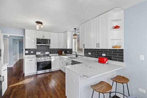 Tiny photo for 4907 Sherwin Avenue, Skokie, IL 60077 (MLS # 12587710)