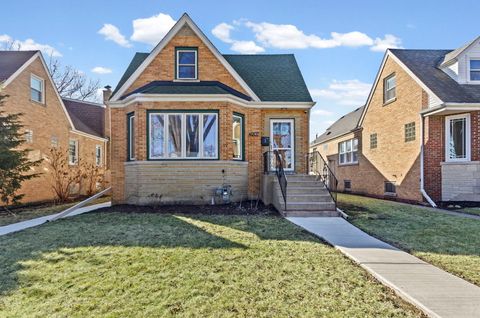 Tiny photo for 4907 Sherwin Avenue, Skokie, IL 60077 (MLS # 12587710)