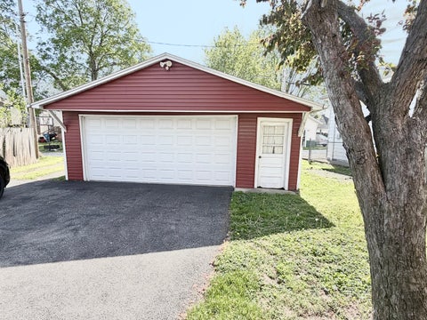 Tiny photo for 309 Leafland Avenue, Centralia, IL 62801 (MLS # 12679183)