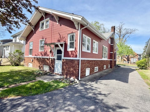 Tiny photo for 309 Leafland Avenue, Centralia, IL 62801 (MLS # 12679183)