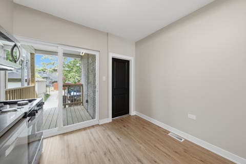 Tiny photo for 6828 S Champlain Avenue, Chicago, IL 60637 (MLS # 12705886)