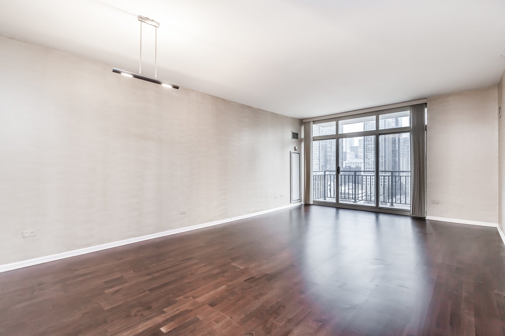 21 W CHESTNUT Street 1602