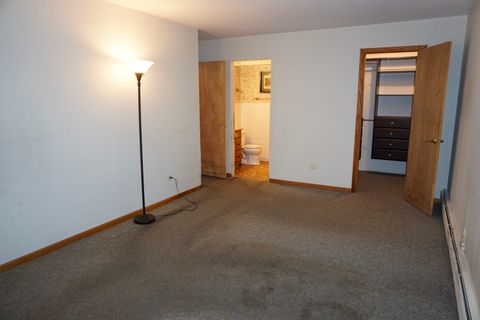 Tiny photo for 5 Villa Verde Drive #115, Buffalo Grove, IL 60089 (MLS # 12612799)