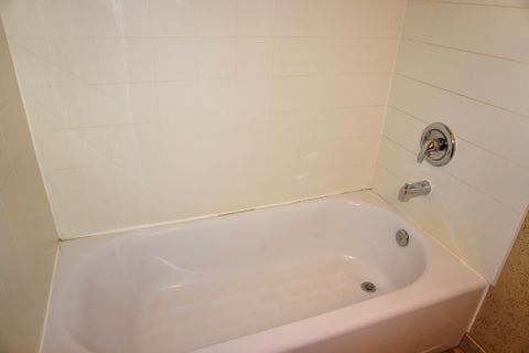 Tiny photo for 5 Villa Verde Drive #115, Buffalo Grove, IL 60089 (MLS # 12612799)