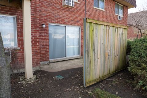 Tiny photo for 5 Villa Verde Drive #115, Buffalo Grove, IL 60089 (MLS # 12612799)