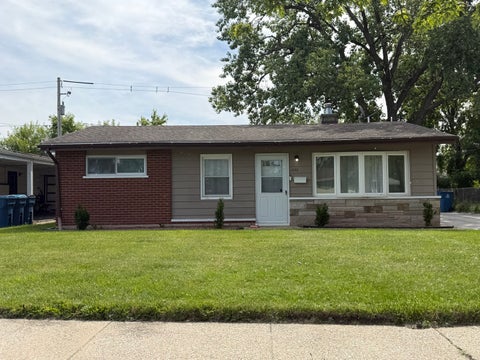 Photo of 1495 Freeland Avenue, Calumet City, IL 60409 (MLS # 12664528)