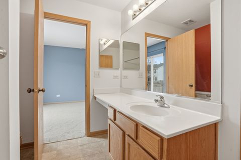 Tiny photo for 1552 Bluestem Lane, Minooka, IL 60447 (MLS # 12596572)