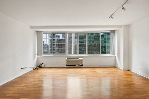 Tiny photo for 211 E Ohio Street #2118, Chicago, IL 60611 (MLS # 12727053)